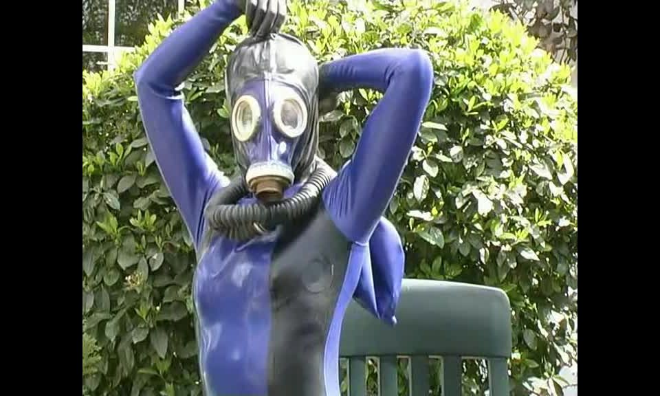 free online video 25 princess carmela femdom fetish porn | FETISH EYES-Rubber Stretch (FETISH EYES.Com) | gasmask