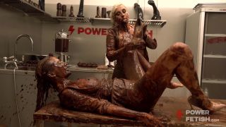 Brittany Bardot, Venera Maxima - Swallowing Cum Video Sex...