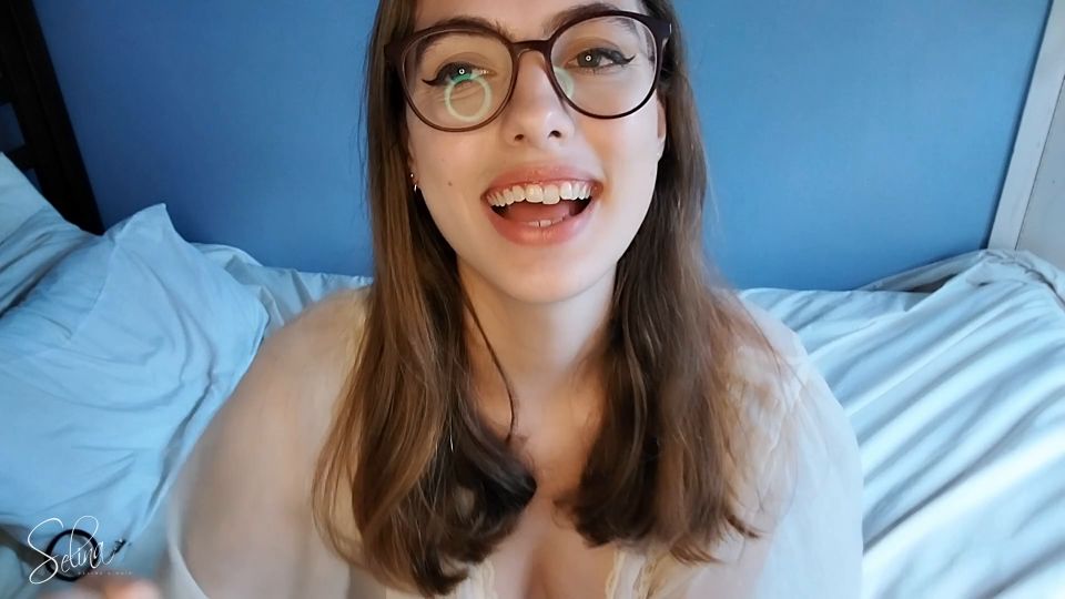 Selina O Hair - Mommy Jerks You Off - Blackmail fantasy