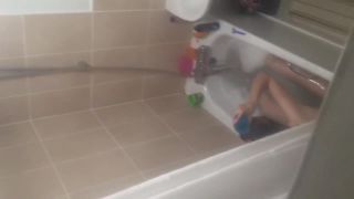 Voyeur 11906-my sister in the bath