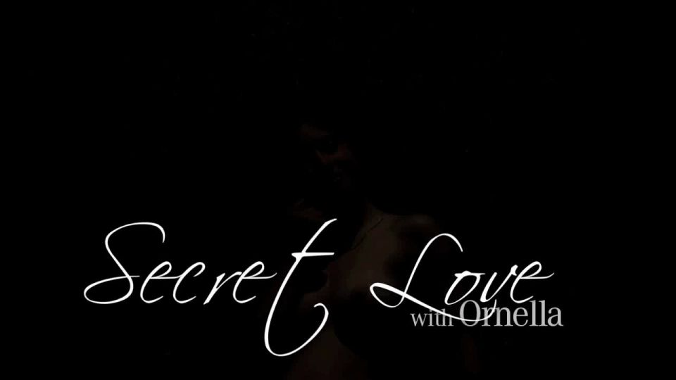 Secret  Love