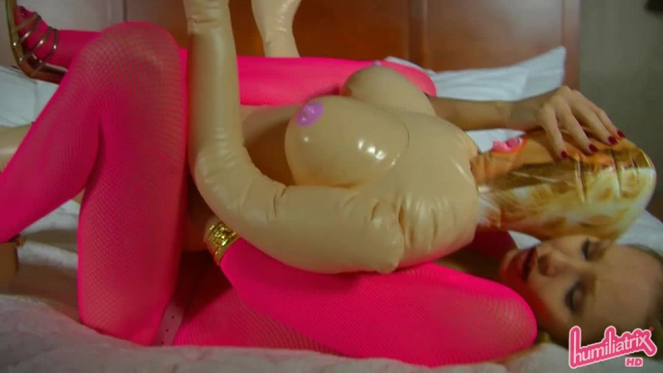 video 39 fetiche opulento femdom porno Princesa Tiffani Te prepara para un castigo