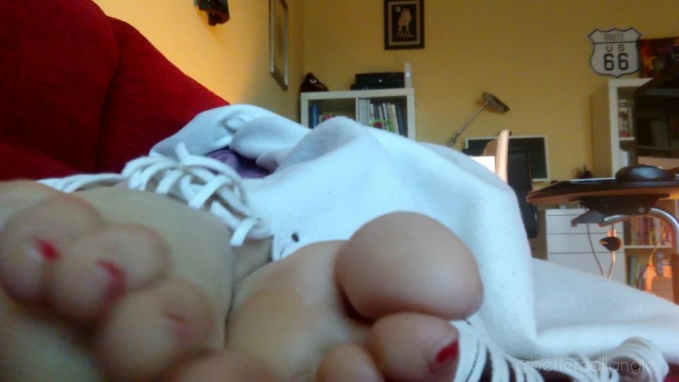 Do you want to jerk off to my feet? Massage them, kiss them, lick my soles - [Feet porn]