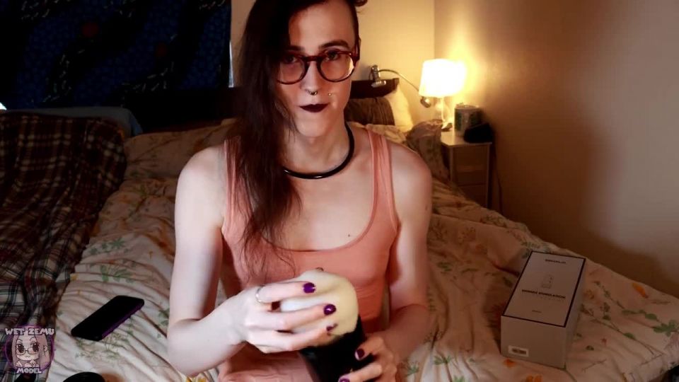 online adult clip 17 PornHub Wetzemu - Reviewing The Zemalia Spaxia Vibrating Fleshlight on solo female leg cast fetish porn