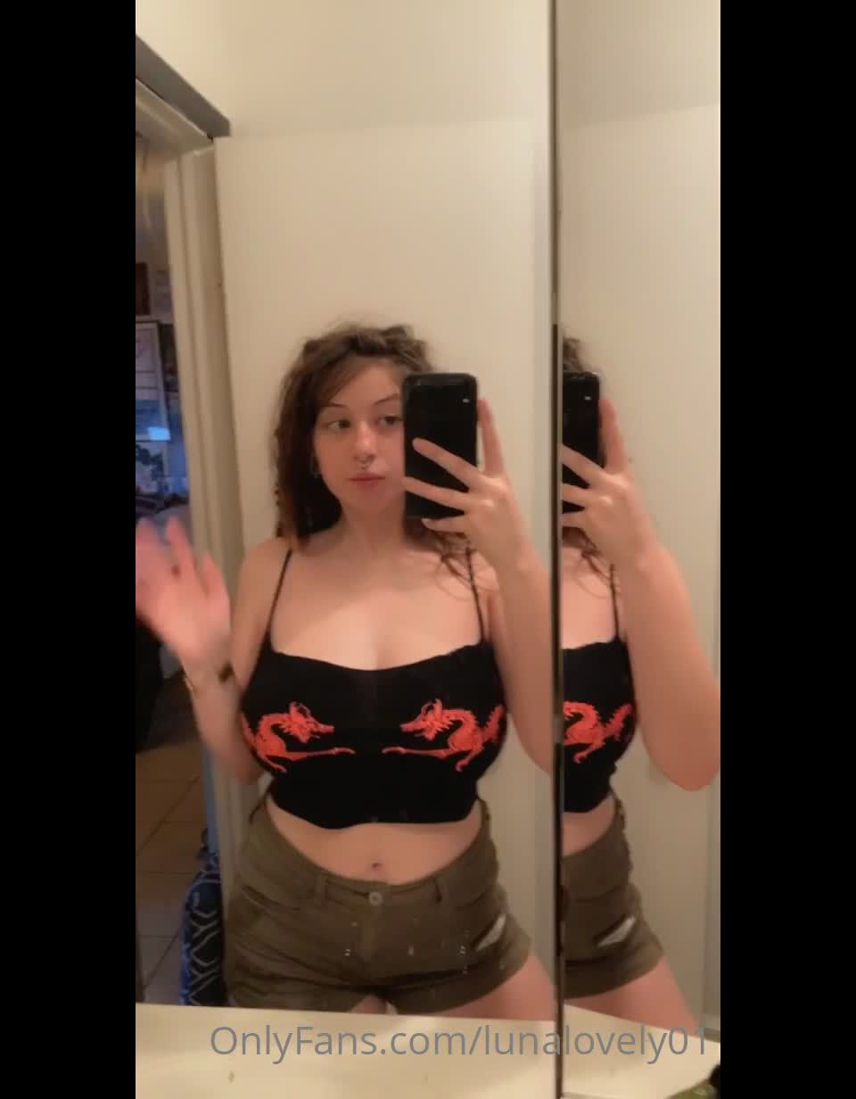 Luna - lunalovely01 Lunalovely - trying to get my nipples hard 24-10-2020