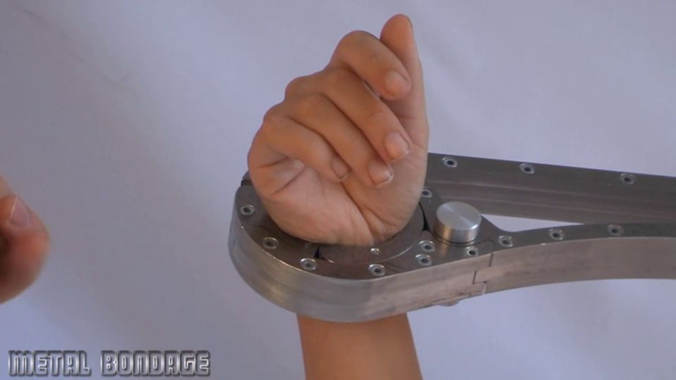 Metal Bondage 543MB016 - Gina and the RigidStock