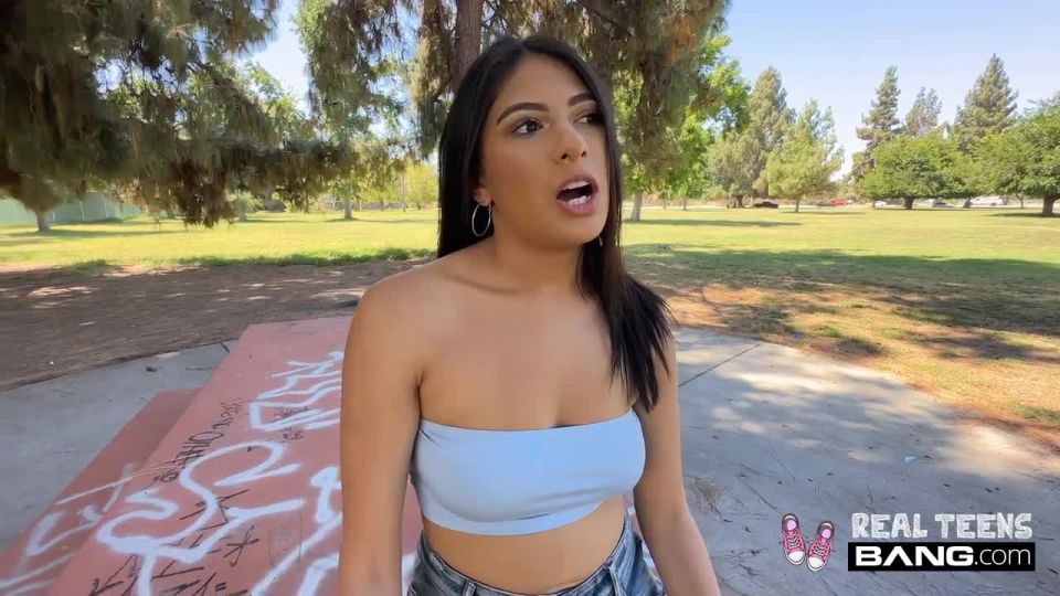 Reyna Bella - Hot Teen Gets Fucked At A Public Park Watch XXX Online HD - Blowjob