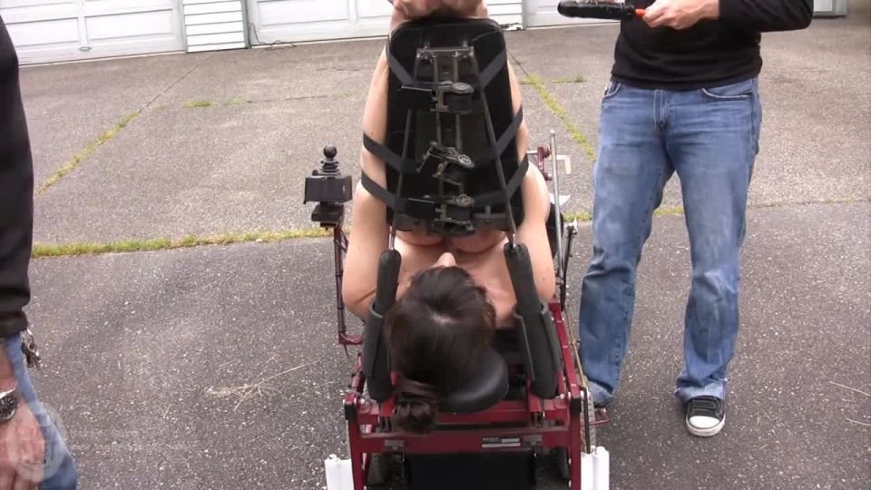 HouseOfGord Remastered_ngnm31_installation_lg