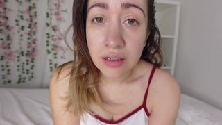 LaLunaLewd – Showing Daddy my Tongue and Spit During Sex.