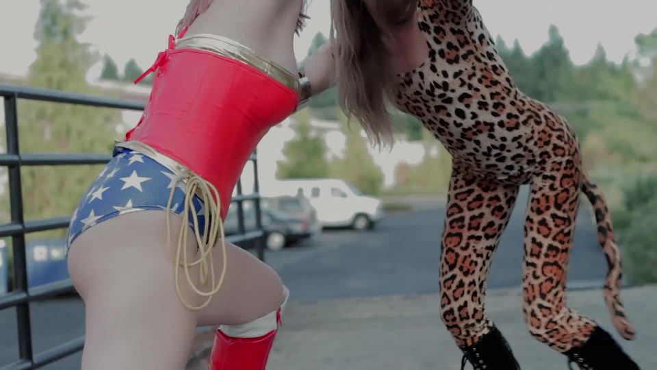 [SuperMisses.com] Sexy SuperGirls - 2885