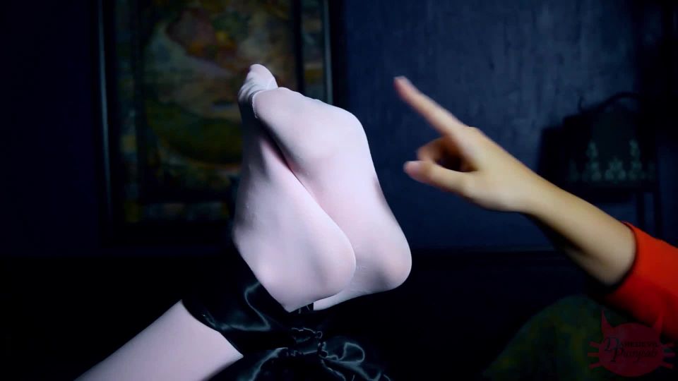 online xxx video 16 DaredevilPussycats – Daphne Stocking Tickle, heart fetish on fetish porn 