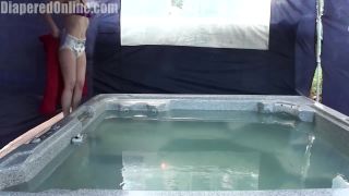 DiaperedonlineDonna Donna Diaper Breaks in Hot Tub