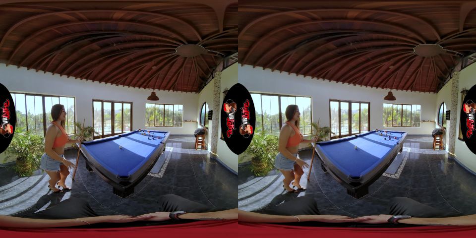 Silvana Reyes - Topless Pool Persuasion - VRLatina (UltraHD 4K 2021)