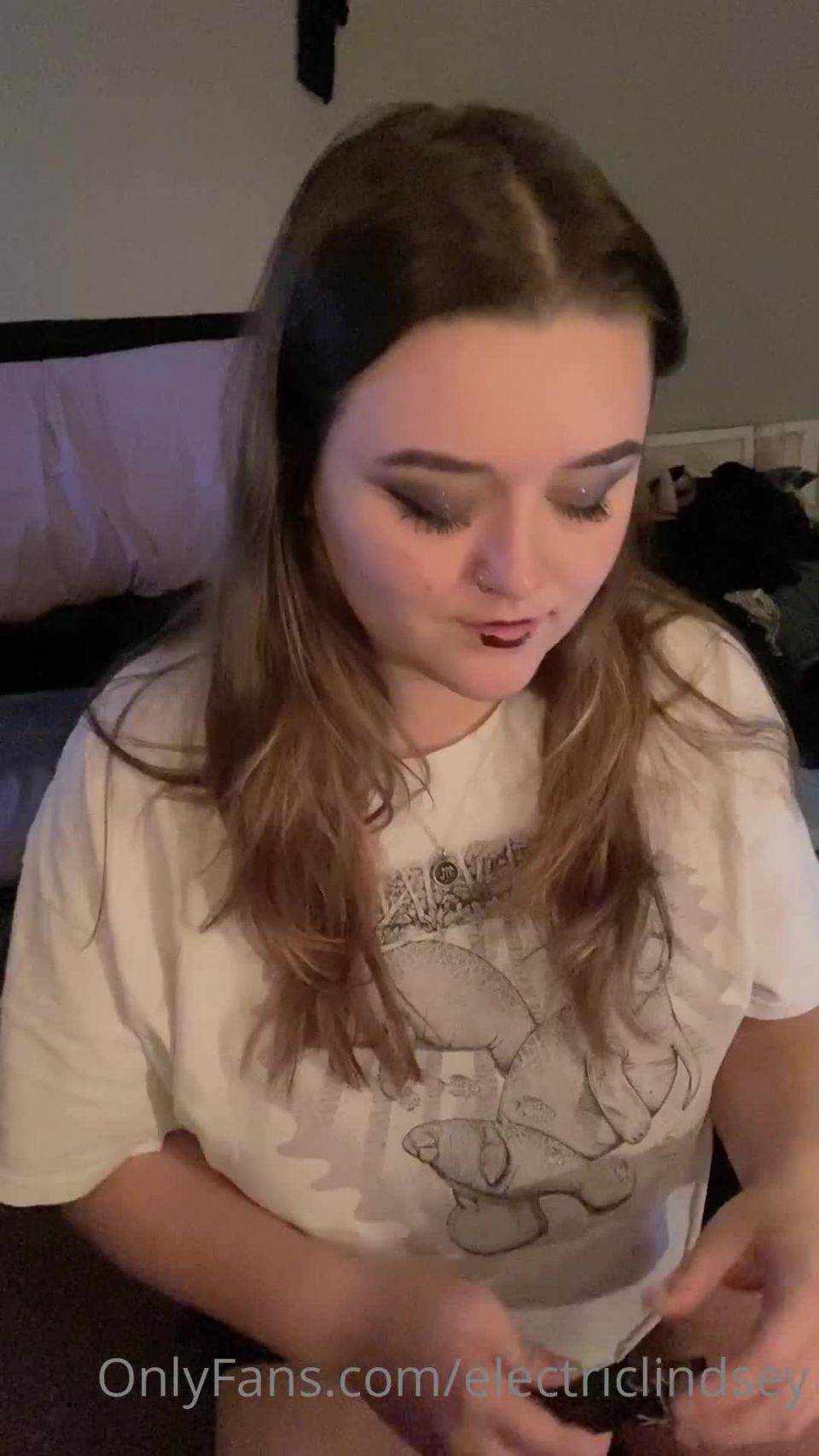 Lindsey - electriclindsey () Electriclindsey - for those who enjoyed my last vloggy video heres me getting ready for my previou 17-10-2020