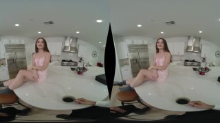 Cum On In Her Kitchen - Gear VR