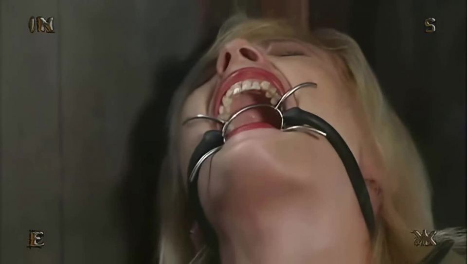 2004.01.21 - Tank Girls (411, Angélica) Video Sexo Downloa...