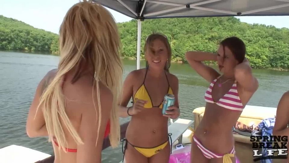 Girls Getting Naked on the  Lake