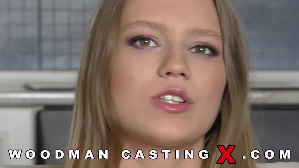Mia Split casting X casting Mia Split
