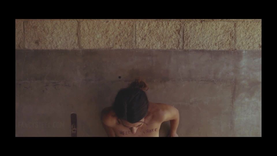 Kiki Isobel - Tomb Raider Vista rápida Porn - New Sex Vide...