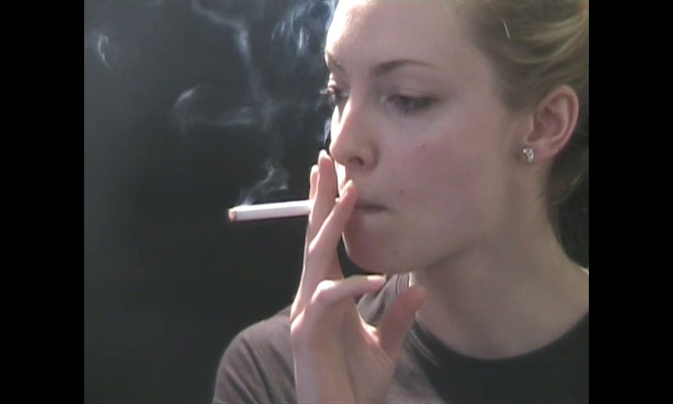 Smoking Kate01.
