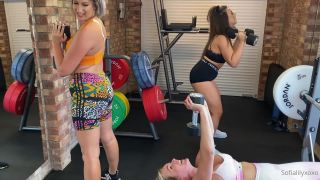 Onlyfans - Scottish Sofia - scottishsofiaI went to the gym with jessx x and summerrose and we couldnt keep our hands off eac - 27-09-2021