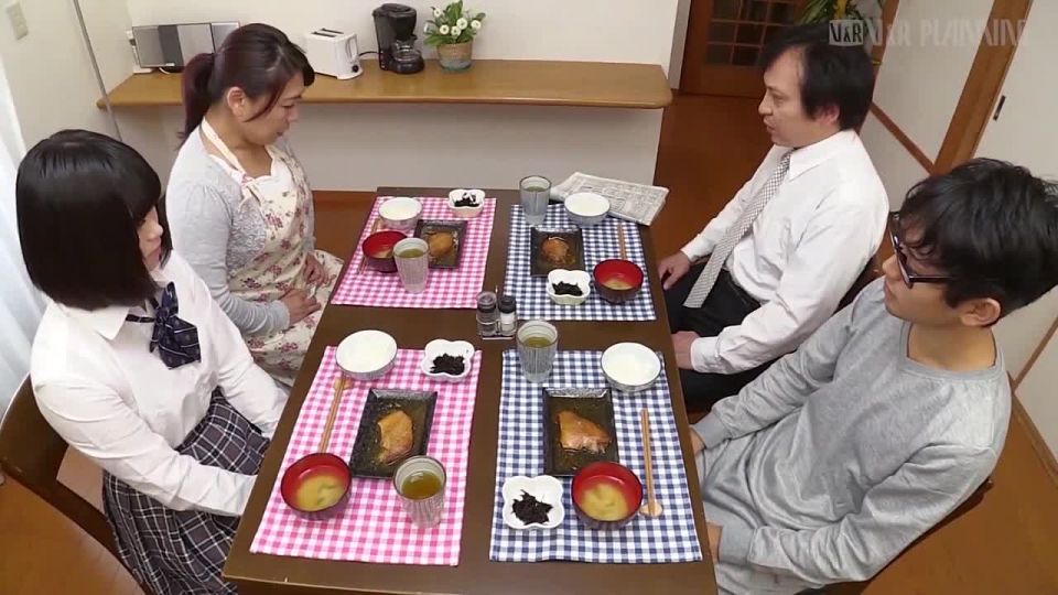 VRXS-200 Demonic Manure Manure Family ~ Everyday Eating Dung ~ - Aoyama Masaki(JAV Full Movie)
