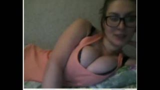 Eva -webcam- delgado y apilado nerd babe bittits