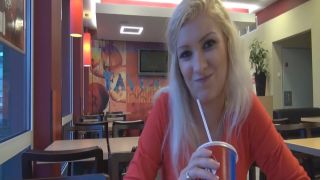 Anal-Abend in der Cafeteria Blowjob!