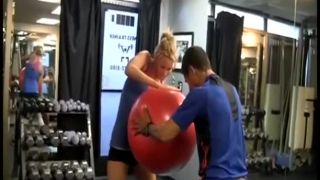 Fit blonde amar fucked in the gym by her trainer Blowjob