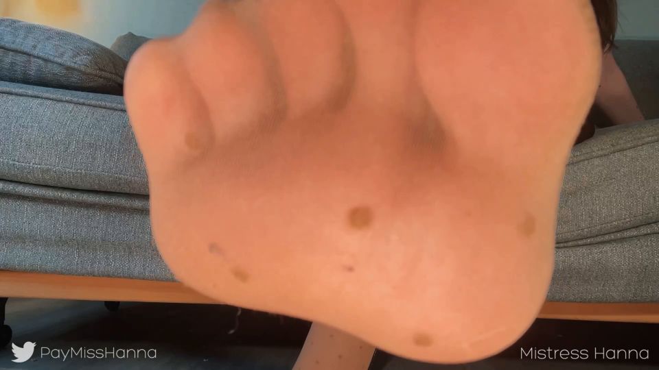 Señora Hanna, pies de pantimedia que aspiran a cucky, FullHD 1080P