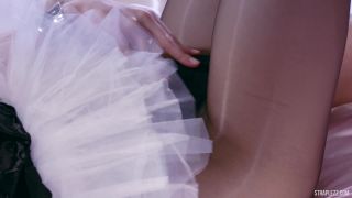 Merry Pie & Danielle in These Ballet Swans Have Strapons 1080p FullHD