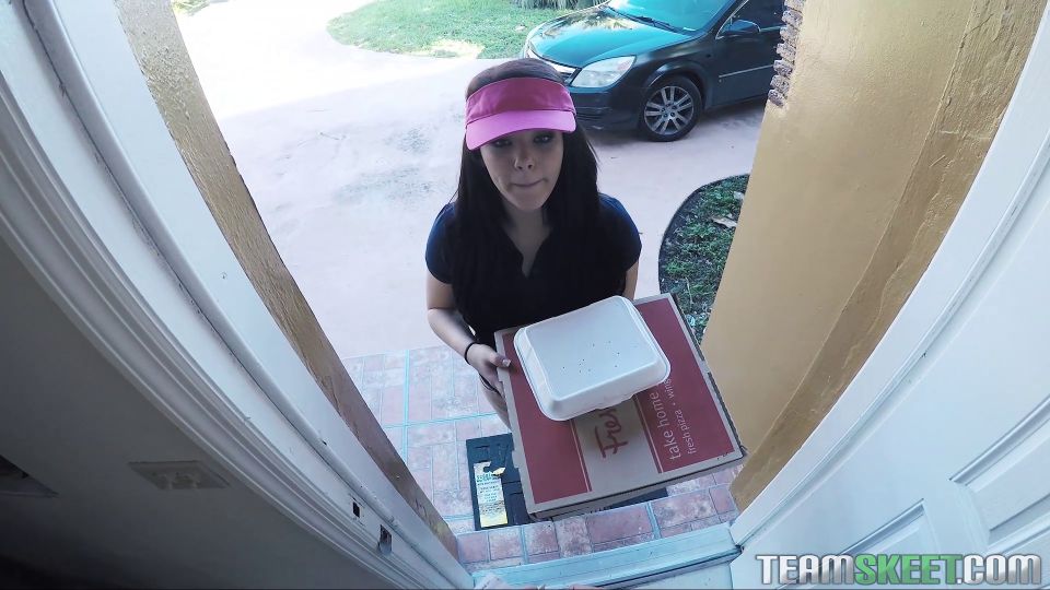 Kimber Woods Megapack 1 TeensLoveMoney - 2014 - Delivery Girl Gets A Huge Tip