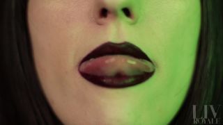 porn video 10 Liv Royale – Grotesque Mouth and Spit Play, primal fetish on femdom porn 