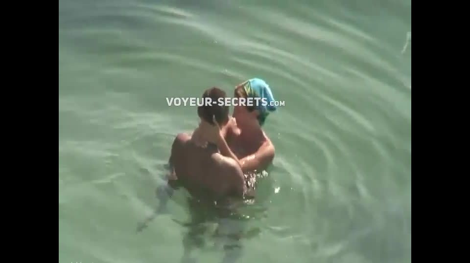 Voyeur spies on couple trying to fuck voyeur 