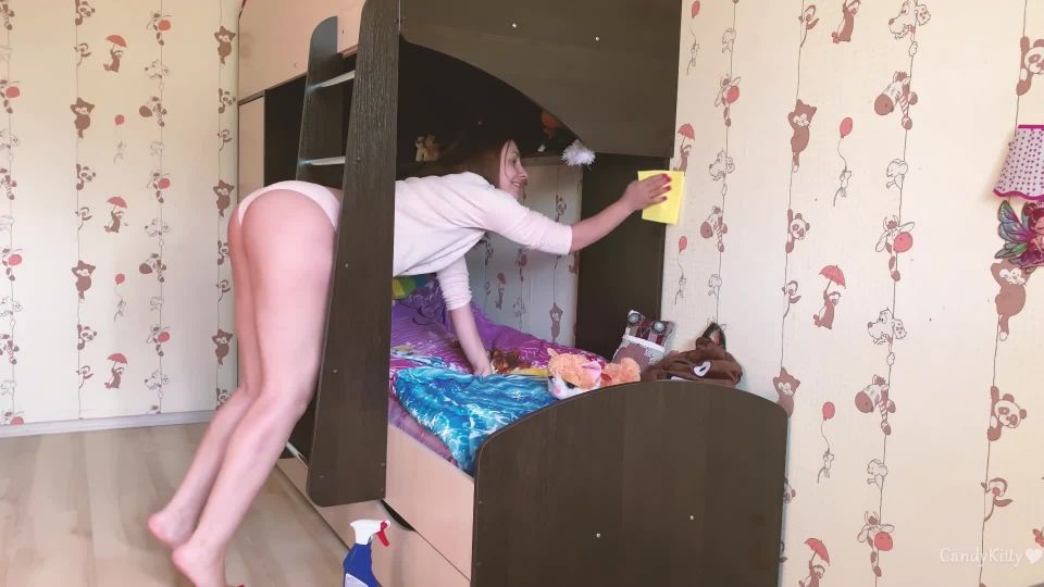 Fool 18 y.o. stepsister got trapped and fucked