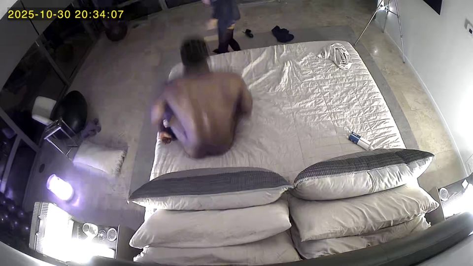 Sandra otterson - wifey does younggun alone - Big dick