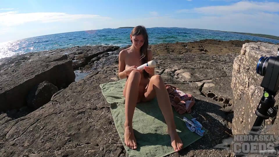 Rebeka Ruby Vacation Beach Dildo Jilling Risky Public Masturbation fisting 