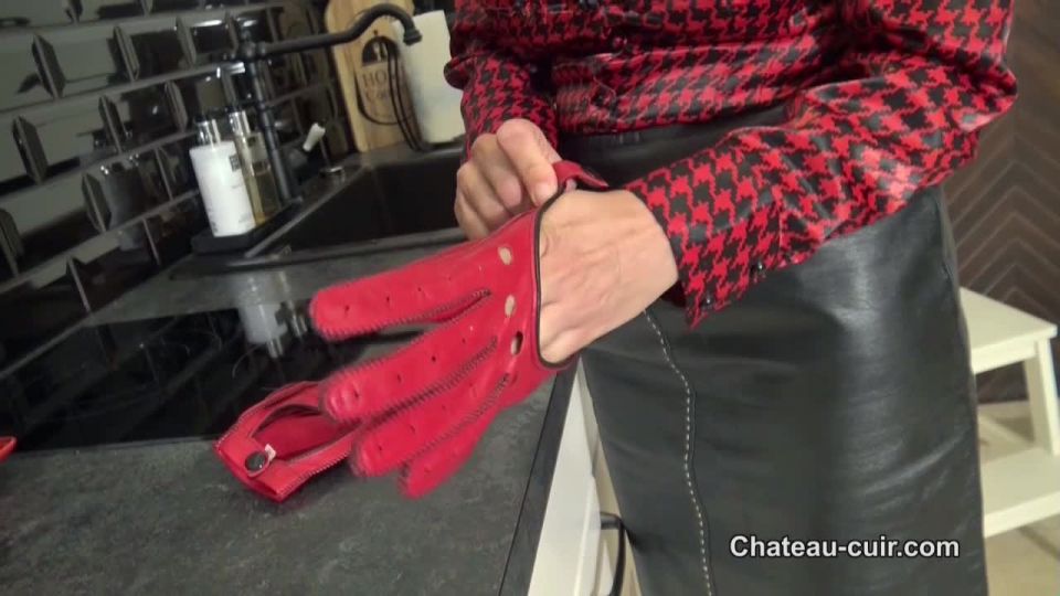 free porn video 5 Chateau-Cuir - Busty MILF in leather skirt, apron fetish on pov 