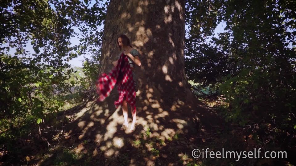 online clip 44  teen | 27.11.2019 the magic tree by Evon Arden | teen