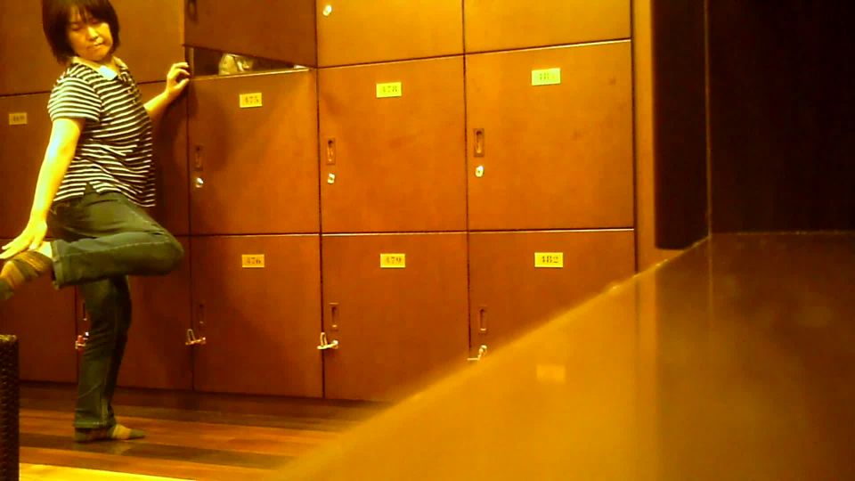 Voyeur Locker Room - tuoyishuodaoshe02,  on voyeur 