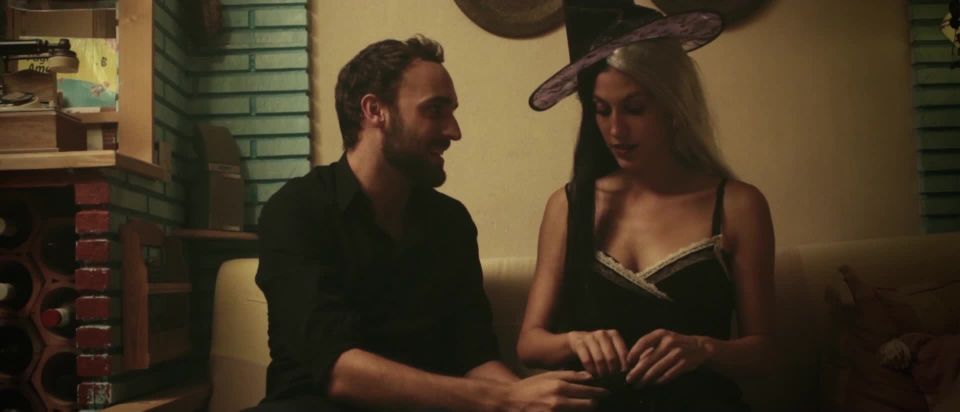 Marina Brox, Ana Loig, Paula Ortiz-Angulo - Pausa (2012) HD 1080p - (Celebrity porn)