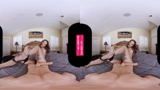 Alex De La Flor - Doggy De La Flor - BabeVR (UltraHD 2K 2024) New Porn