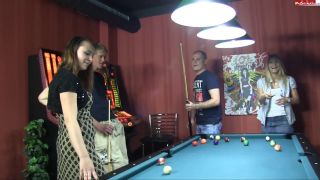 Pueppybella - Beim Billard spielen eingelocht 720P - Amateur