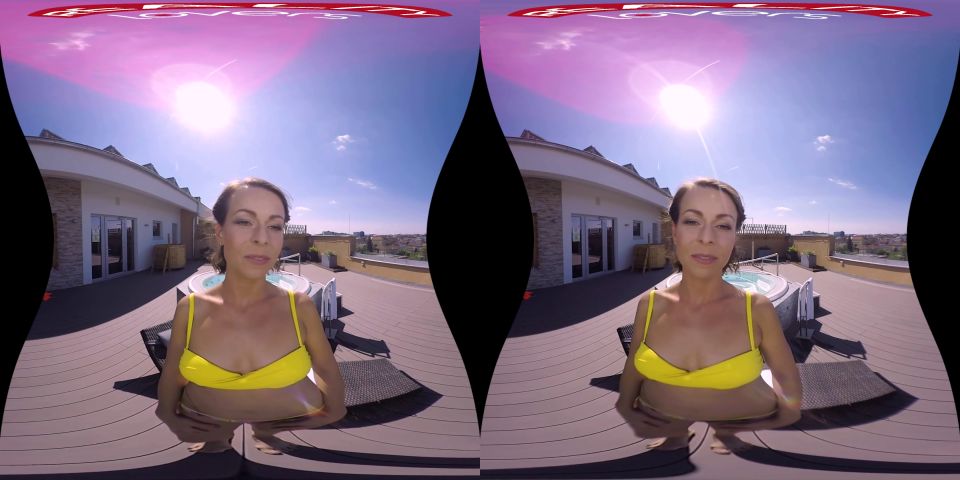 Private Jacuzzi VR Sex