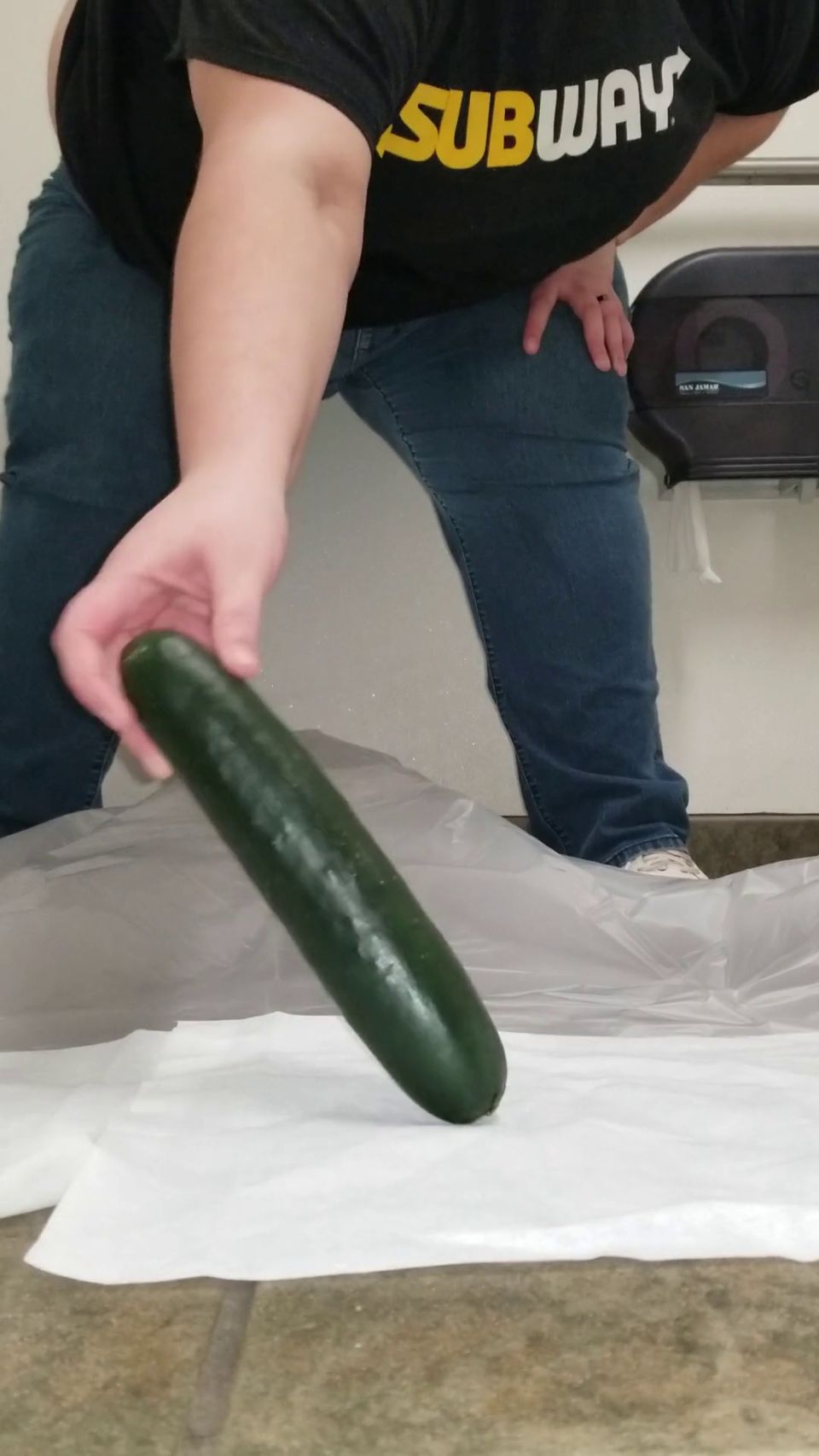 Subway SSBBW Cucumber Fuck On Break