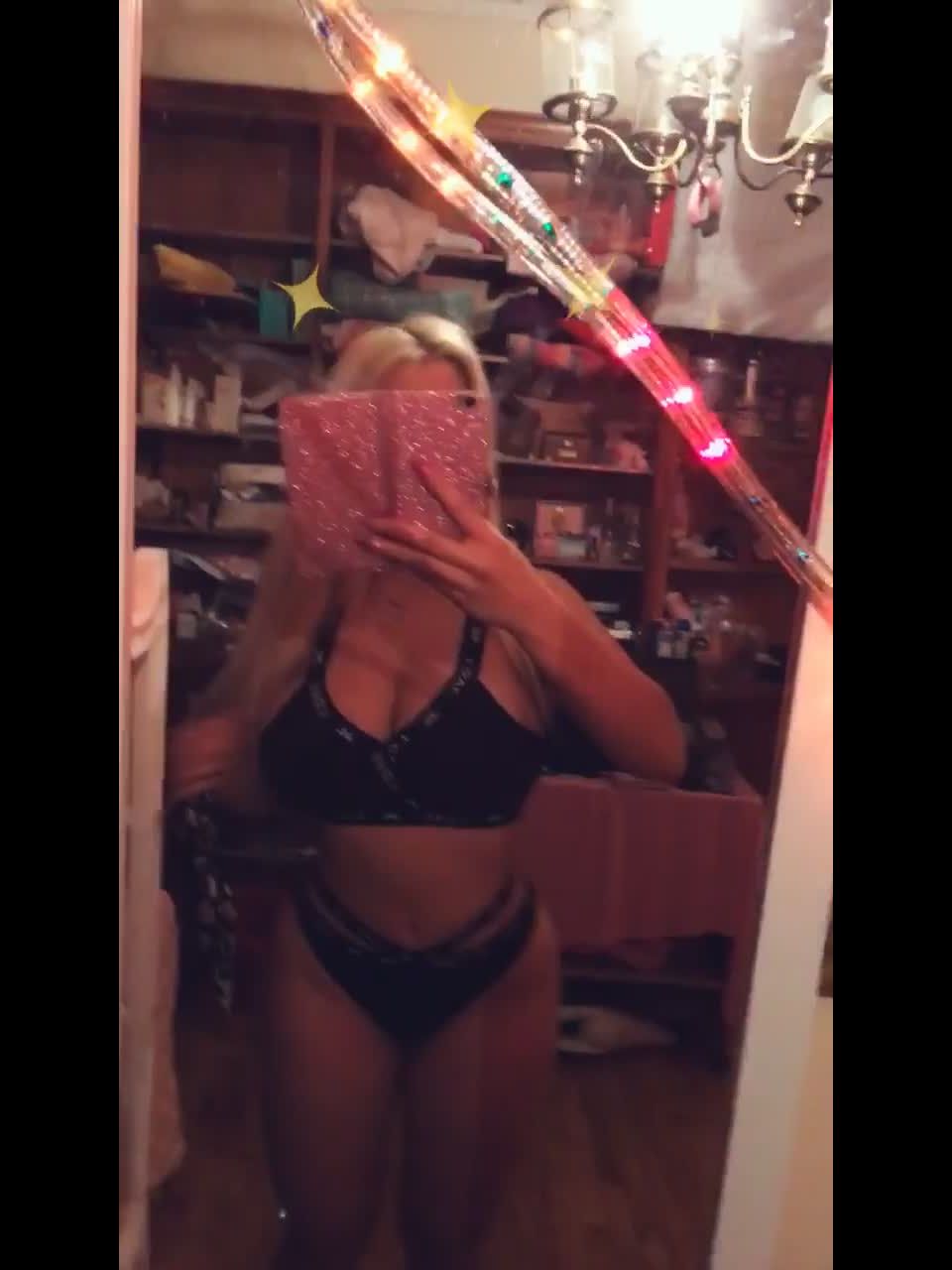 Rubia oficial - Rubia Fesser VIP Rubieoficial - i luv mi ropa interior nueva 01-01-2018