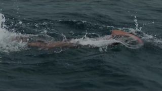 Julie Duval - La Mer est ma mere (2016) HD 1080p - [Celebrity porn]