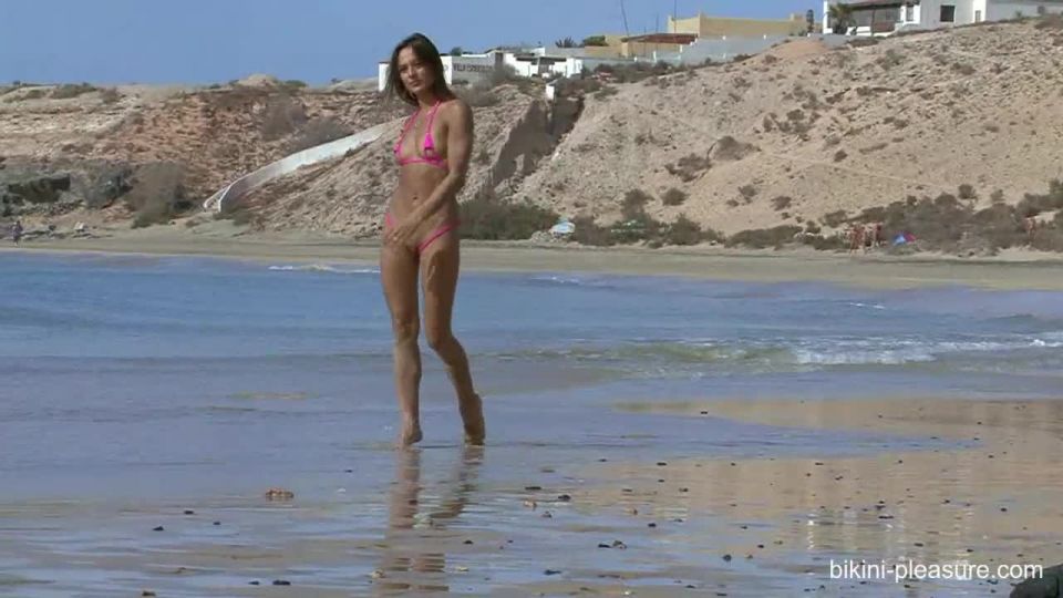 DominikaCColección 2010-07-03 5BBikini-Pleasure5D Abierto Rosa 1