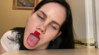 M@nyV1ds - AnnaManyVids - Giantess eats gummy bears and a toy 4K