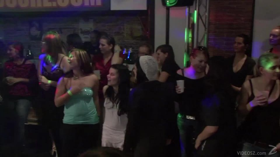 Cfnm Amateur Sex Party Features Hot Amateurs And Interracial Blowjobs